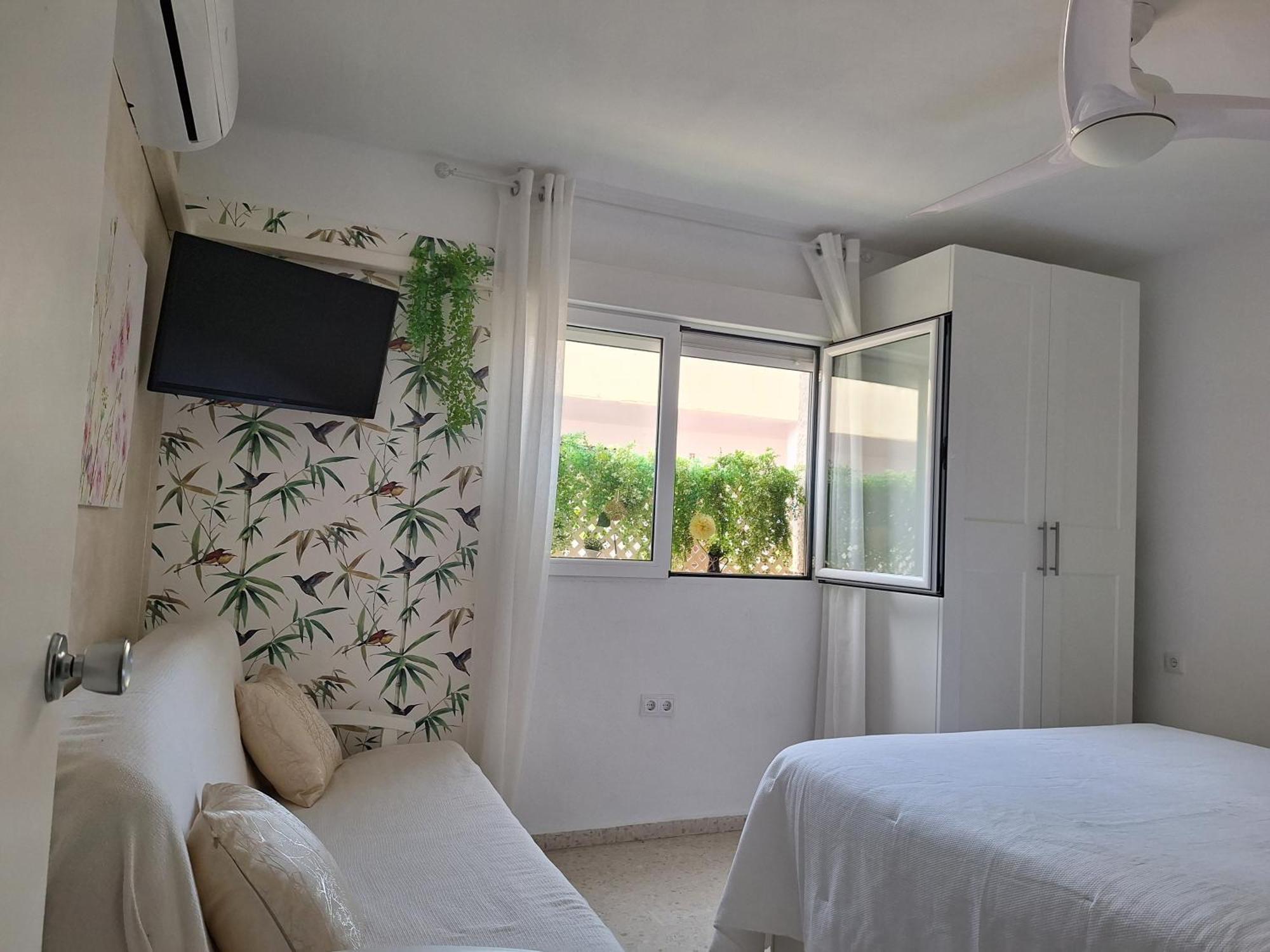 Rosalia Playa San Cristobal Wifi Netflix Apartment อัลมูเญการ์ ภายนอก รูปภาพ